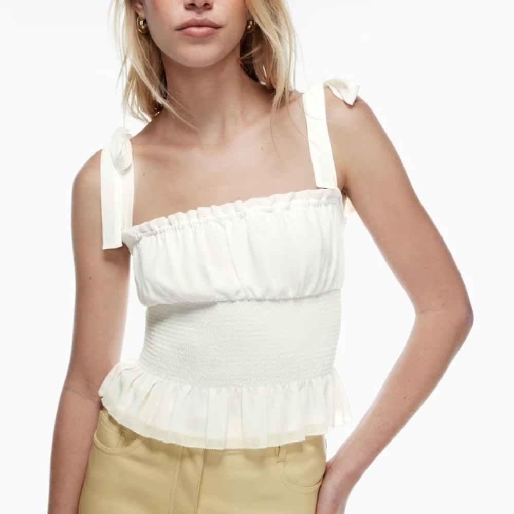 Aritzia Wilfred Elegant White Smocked Women's Top